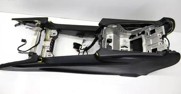 Mercedes-Benz GL X164 Center console A1646801014