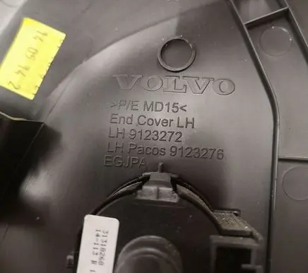 Volvo V40 Dashboard side end trim 9123272 9123276
