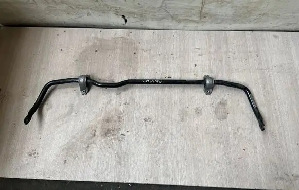Volkswagen Golf VII Front anti-roll bar/sway bar 5Q0411303M