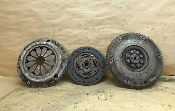 Suzuki Swift I Clutch set kit 69G00