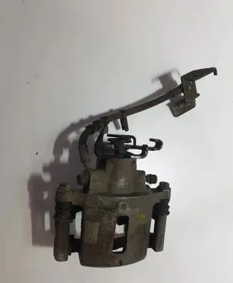 Ford Mustang V Rear brake cylinder 17978601