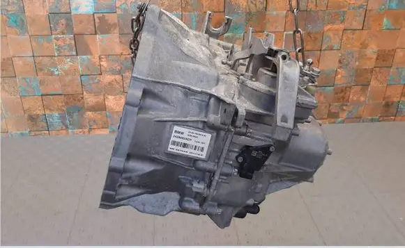 Mini One - Cooper F56 F55 Manual 6 speed gearbox 7933675 8671600 8687642