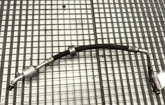 Air conditioning (A/C) pipe/hose
