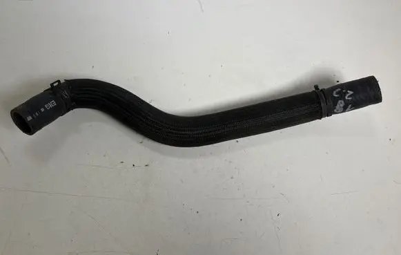 Ford Mustang VI Engine coolant pipe/hose FR338B273AD