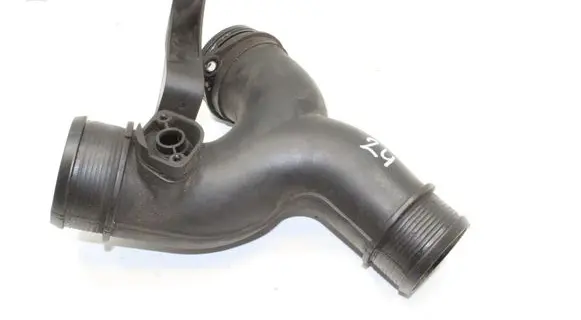 Audi Q7 4L Intercooler hose/pipe 7L6145795R 7L6145795