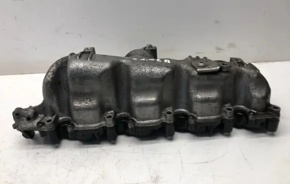 Audi A6 S6 C6 4F Intake manifold 03L129711E
