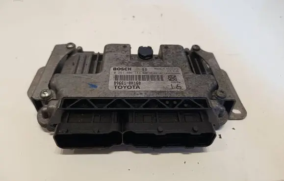 Peugeot 107 Engine control unit/module ECU 0261S06144 896610H160 1039S40257