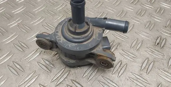 Toyota Prius (XW50) Electric auxiliary coolant/water pump G904047040