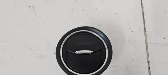 Ford Mondeo MK IV Dashboard side air vent grill/cover trim W11312 D1B1A