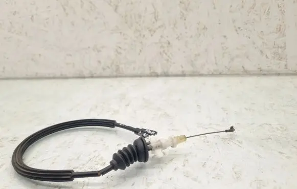 Volkswagen PASSAT B6 Front door cable line 3B0837861A