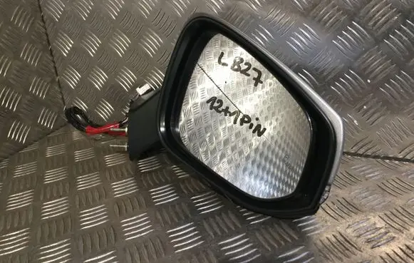 Toyota Hilux (AN120, AN130) Front door electric wing mirror 