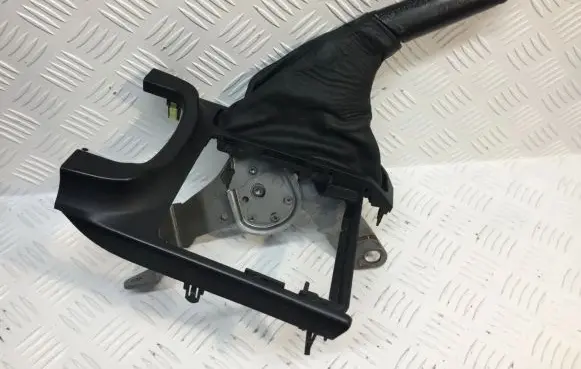 Lexus IS 220D-250-350 Handbrake/parking brake lever assembly 5880553010