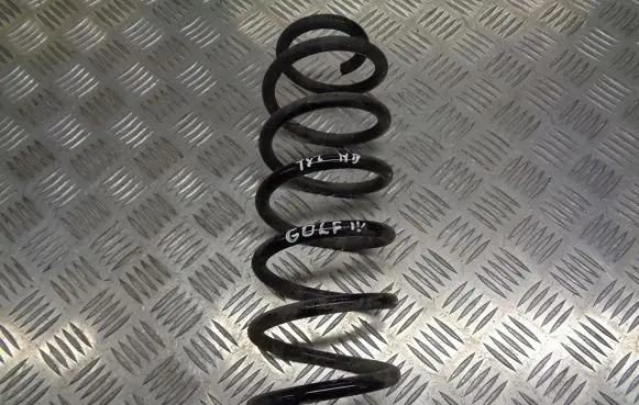 Volkswagen Golf IV Rear coil spring