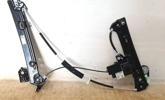 BMW 4 G22 G23 G24 G26 Front door window regulator with motor 5A071C3