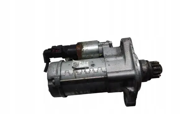 Volkswagen Golf VII Starter motor 02Z911024