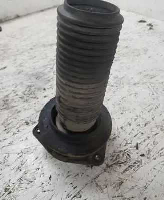 Nissan Qashqai Front upper strut mount 