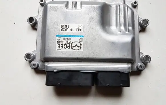 Mazda CX-5 II Engine control unit/module PGEE18881A E6TA6072H
