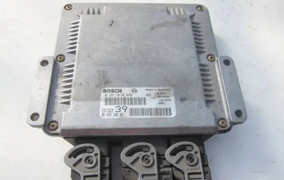 Citroen C5 Engine control unit/module 9645534880 0281010885 EDC15C2