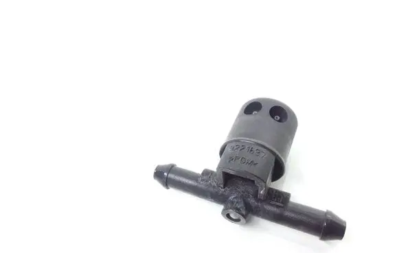 Windshield washer spray nozzle