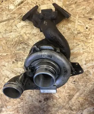 Mercedes-Benz E W211 Turbo A6420900280 7576081