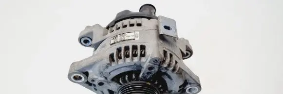 Hyundai Tucson TL Generator/alternator 373002G051 1042118591