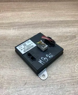 Mercedes-Benz E W211 SAM control unit 2115452132