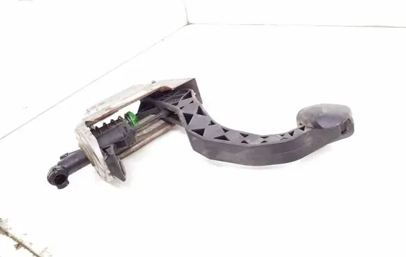Clutch pedal