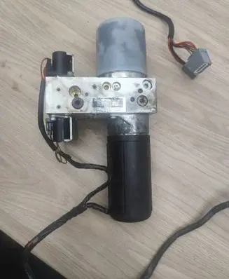 Volvo C70 Convertible roof hydraulic pump 400412