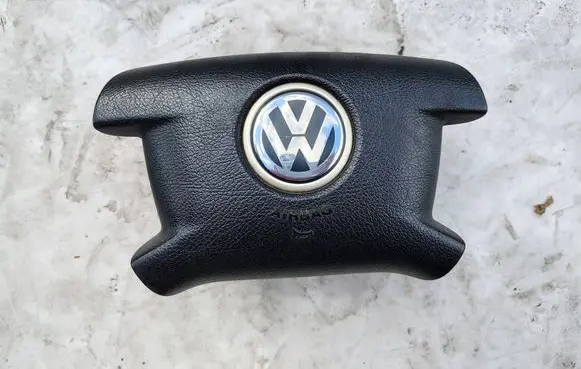 Volkswagen Caddy Steering wheel airbag 2K0880201B