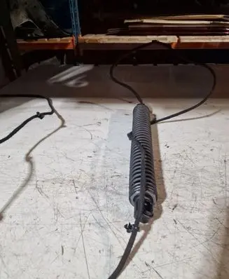 BMW 7 F01 F02 F03 F04 Tailgate strut 7185714