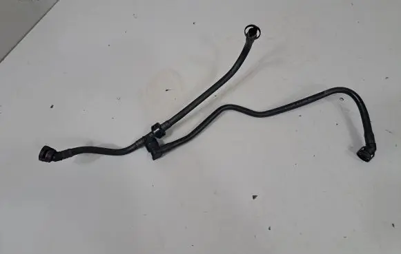 BMW 2 F22 F23 Breather hose/pipe 7645858 8605160