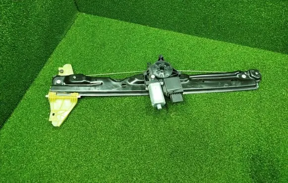 Toyota Proace Front door manual window regulator 9829503680 20190824 1034420343