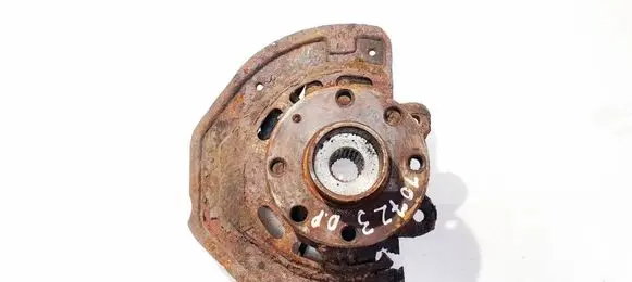 Opel Vectra B Front wheel hub