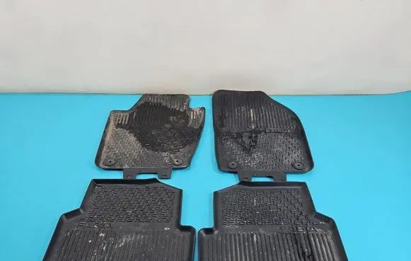 Skoda Fabia Mk3 (NJ) Front floor mat IMPRK1479594
