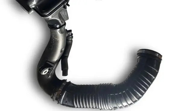 Nissan NV400 Intake resonator 1655600Q0H 16556-00Q0H