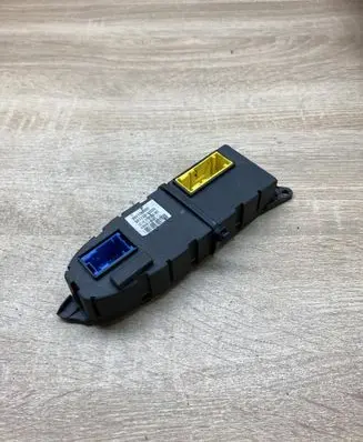 Peugeot 607 Seat control module 9641086480