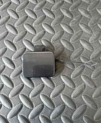 BMW 3 E90 E91 Front tow hook cap/cover 7116687