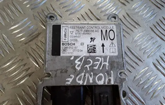 Ford Mondeo MK IV Airbag control unit/module 7S7T14B056AC 0285010157