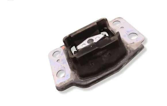 Ford Mondeo MK V Engine mount bracket 6G917M121AC