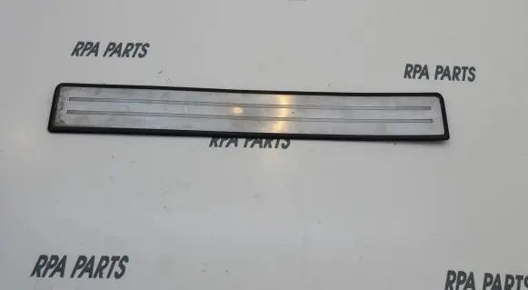 Skoda Superb B5 (3U) Rear sill trim cover 3U0853558J 11566392