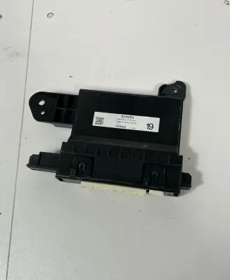 Toyota C-HR I Other control units/modules 88650F4181