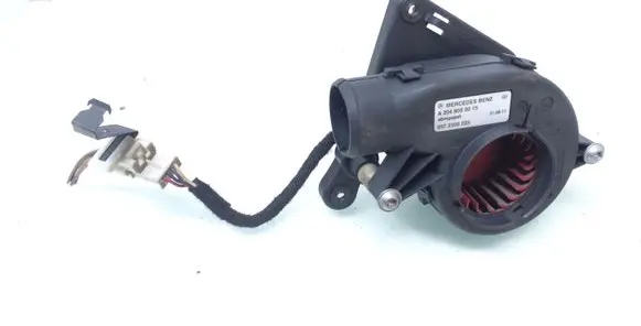 Mercedes-Benz CLS C218 X218 Heater fan/blower A2049060015