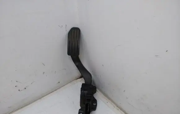 Volvo S80 Accelerator throttle pedal 6G929F836DD 6PV00922003