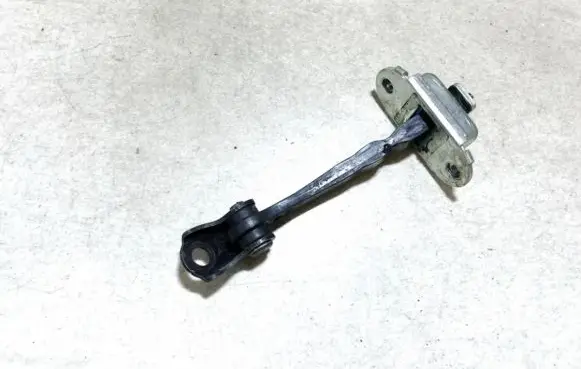 Nissan Qashqai Front door check strap stopper 