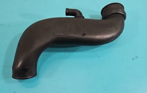 Opel Zafira B Intercooler hose/pipe 329788454 IMPRK1508589