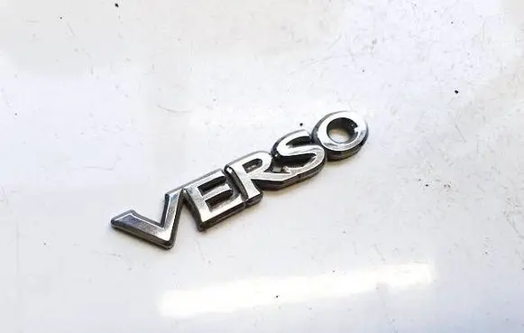 Toyota Verso Manufacturer badge logo/emblem 