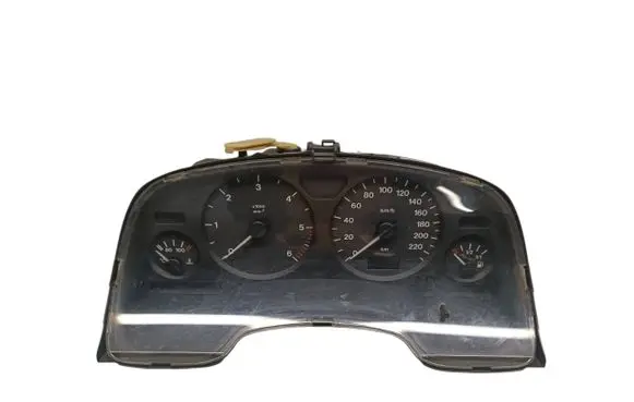 Speedometer (instrument cluster)