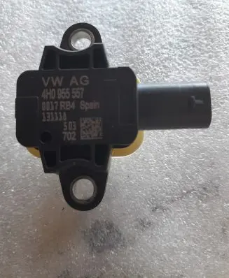 Audi A6 S6 C7 4G Airbag deployment crash/impact sensor 4H0955557