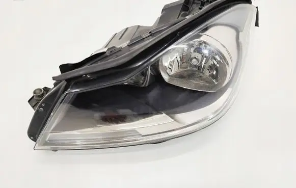 Mercedes-Benz C W204 Headlight/headlamp A2048209559