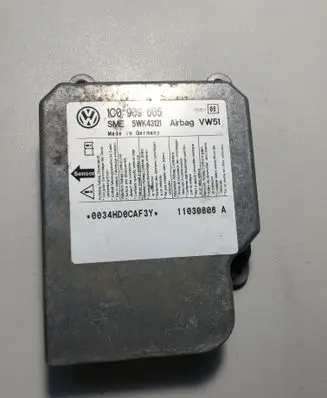 Volkswagen PASSAT B5 Airbag control unit/module 1C0909605